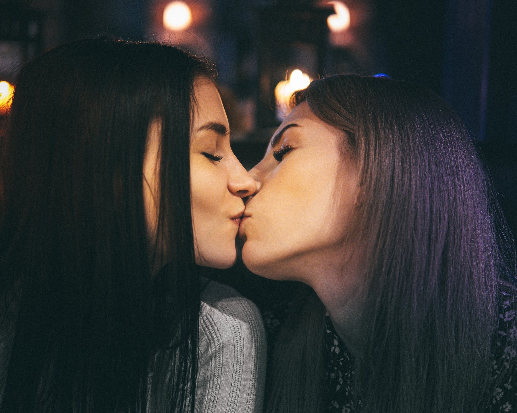 Girl-On-Girl: Five Tips to Have the Best Lesbian Sex of Your Life